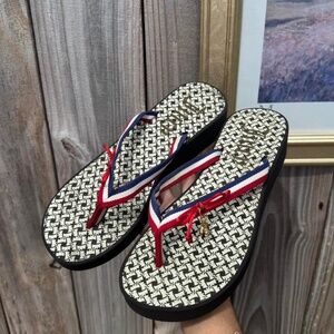 juicy couture vintage platform thong sandals flip flops